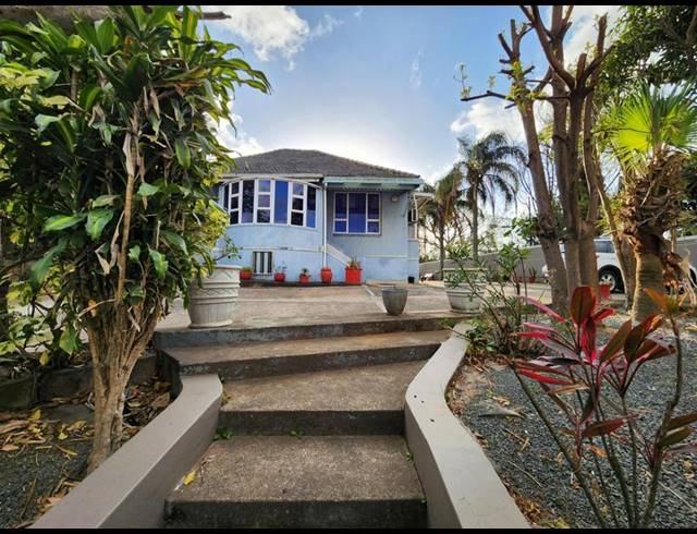 4 BEDROOM HOUSE FOR SALE IN WESTRIDGE